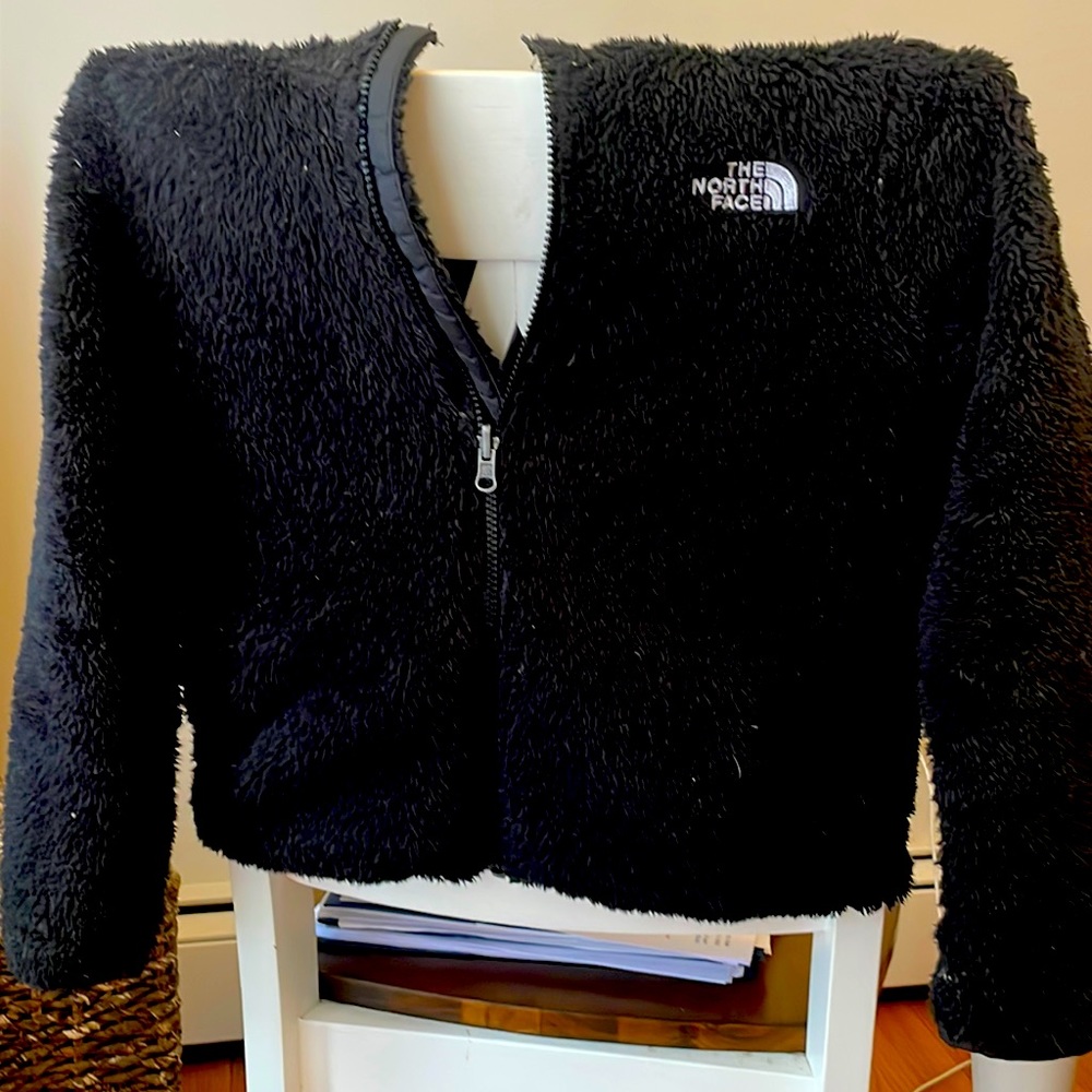 Girls North Face Sherpa zip up. Size 10/12